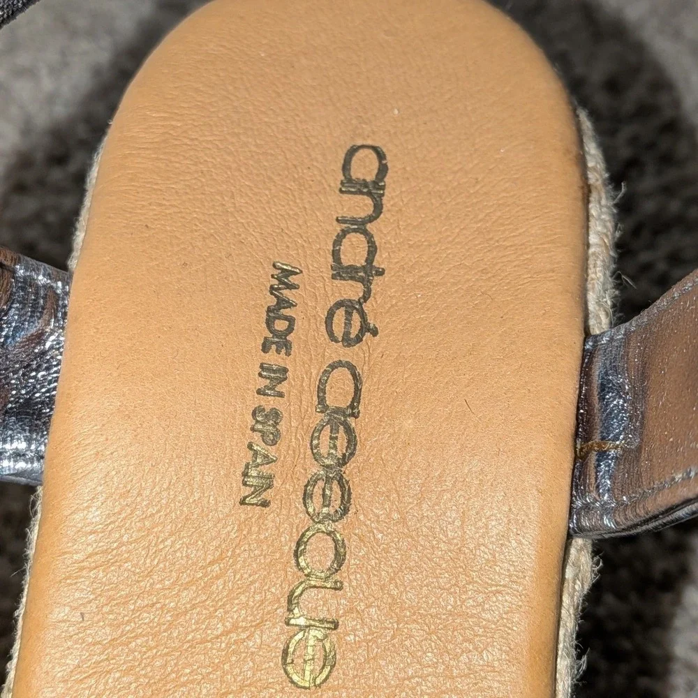Andre Assous Metallic Pewter Elastic Espadrille Wedge Sandal Made in Spain 6 NEW